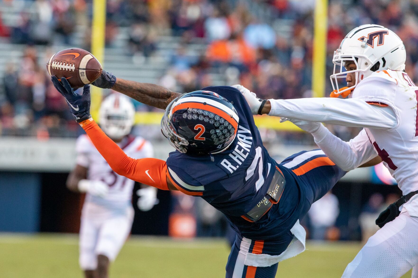 VT vs VA 21 football_7.jpg
